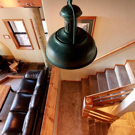 Tree House Lodge ヨセミテ・ウェスト エクステリア 写真